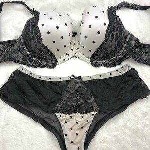 Victoria's Secret Black and White Polka Dot Lace Bra Set